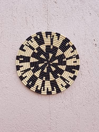 Disco de parede, estilo de pôquer, cesta de parede africana tecida à mão por Wulvik-Crafts, preto e bege