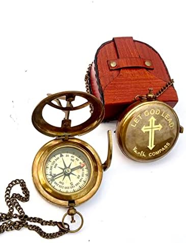 Varth Antique Brass Pocket Compass vintage Presente náutico com famosa Escritura Citação Gretos do Batismo Gravado com Caso de Couro