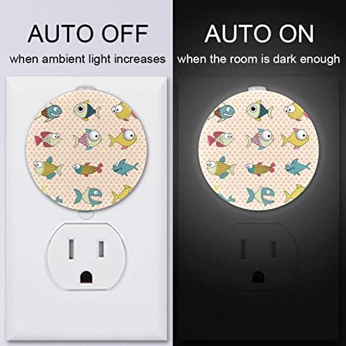 2 Pacote de plug-in nightlight night noturn peixe bolinhas de bolinha com sensor de entardecer para o amanhecer para o quarto